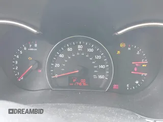 2015 Kia Sorento LX z VIN 5XYKTDA7XFG604872, wystawiony jako IAAI lot #42419997 z przebiegiem 174 676 mil mil oraz . Historia ofert i sprzedaży dostępna na DreamBid. Obrazek 7.