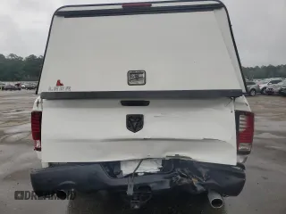2020 Ram 1500 Big Horn z VIN 1C6RR6GT3LS147557, wystawiony jako Copart lot #53904665 z przebiegiem 68 381 mil mil oraz Szkoda całkowita • Salvage title. Historia ofert i sprzedaży dostępna na DreamBid. Obrazek 6.