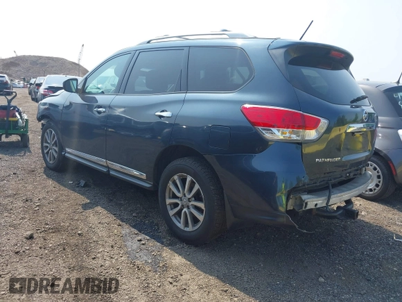 2014 Nissan Pathfinder S with VIN 5N1AR2MM0EC683354, listed as a IAAI auction lot 42413348 with 95,089 mi miles and . Bid and sale history available at DreamBid. Image 3.