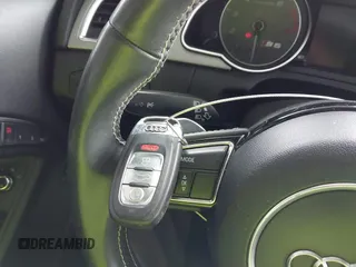 2013 Audi S5 Premium Plus z VIN WAUCGAFR7DA031148, wystawiony jako IAAI lot #42112636 z przebiegiem 89 036 mil mil oraz . Historia ofert i sprzedaży dostępna na DreamBid. Obrazek 11.