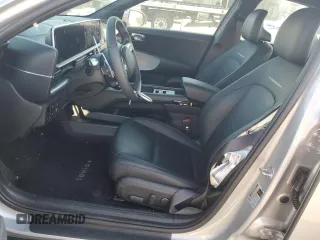 2023 Hyundai Ioniq 6 SEL z VIN KMHM34AA5PA033731, wystawiony jako Copart lot #47441174 z przebiegiem 5438 mil mil oraz . Historia ofert i sprzedaży dostępna na DreamBid. Obrazek 7.