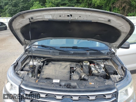 2016 Ford Explorer z VIN 1FM5K7B88GGB33176, wystawiony jako Copart lot #65440065 z przebiegiem 170 981 mil mil oraz Czysty tytuł • Clean title. Historia ofert i sprzedaży dostępna na DreamBid. Obrazek 12.