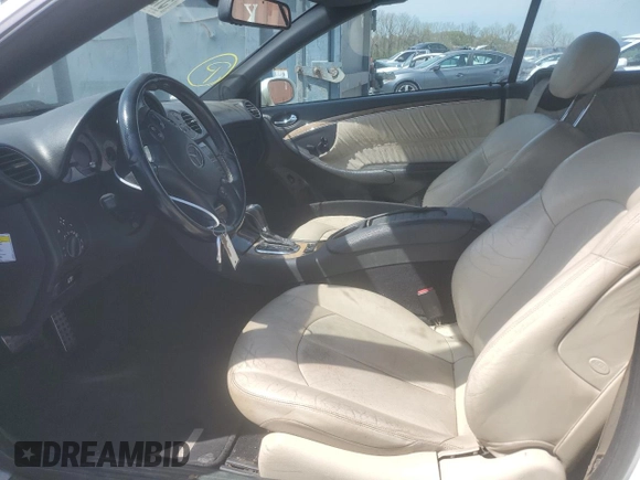 2008 Mercedes-Benz CLK 550 with VIN WDBTK72F18T092049, listed as a Copart auction lot 51291385 with 150,453 mi miles and Salvage Title. Bid and sale history available at DreamBid. Image 7.