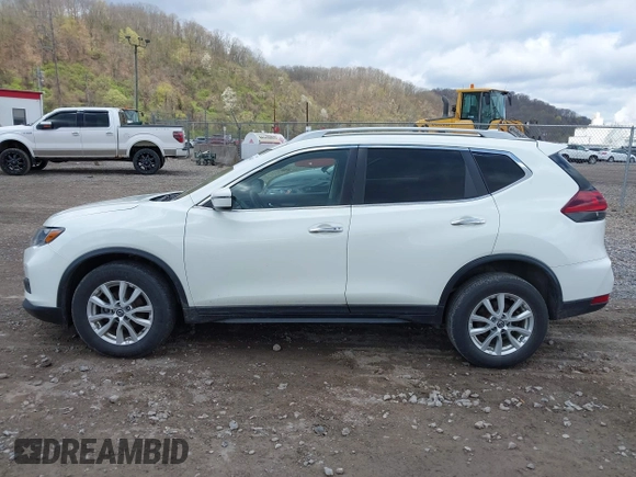 2019 Nissan Rogue SL with VIN 5N1AT2MV1KC809839, listed as a IAAI auction lot 42048435 with 96,300 mi miles and . Bid and sale history available at carsss.com. Image 14.