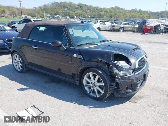 2012 MINI Convertible S с VIN WMWZP3C52CT550179, выставлен на аукционе IAAI как лот 42046285 с пробегом 87 718 миль миль и . История ставок и продаж доступна на DreamBid. Изображение 1.