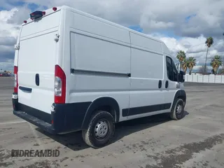 2019 Ram ProMaster Cargo with VIN 3C6TRVCGXKE562904, listed as a IAAI auction lot 41675682 with 217,885 mi miles and . Bid and sale history available at DreamBid. Image 4.