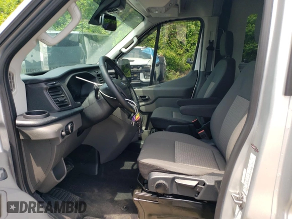 2022 Ford Transit with VIN 1FDRU8UG5NKA33889, listed as a Copart auction lot 55999664 with 23,149 mi miles and Salvage Title. Bid and sale history available at DreamBid. Image 7.