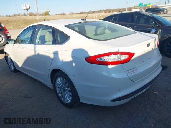 2013 Ford Fusion SE Hybrid with VIN 3FA6P0LU9DR375403, listed as a IAAI auction lot 40995125 with 132,583 mi miles. Bid and sale history available at carsss.com. Image 14.