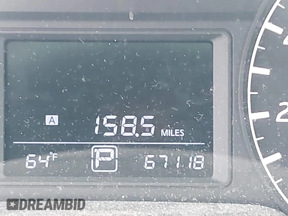 2015 Nissan Sentra S with VIN 3N1AB7AP4FY300807, listed as a IAAI auction lot 41499014 with 67,118 mi miles. Bid and sale history available at carsss.com. Image 16.