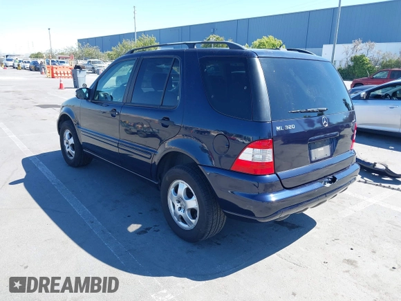 2002 Mercedes-Benz M 320/430/500 with VIN 4JGAB54EX2A336068, listed as a IAAI auction lot 42677467 with 184,624 mi miles and . Bid and sale history available at DreamBid. Image 3.