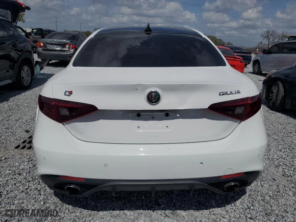 2017 Alfa Romeo Giulia with VIN ZARFAEDNXH7538014, listed as a Copart auction lot 47627405 with 117,051 mi miles and Clean Title. Bid and sale history available at carsss.com. Image 6.