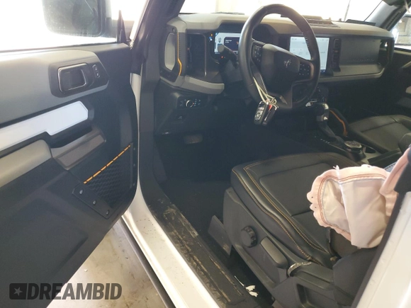 2022 Ford Bronco with VIN 1FMDE5CP9NLA89027, listed as a Copart auction lot 78352424 with 5,013 mi miles and Salvage title. Bid and sale history available at DreamBid. Image 8.