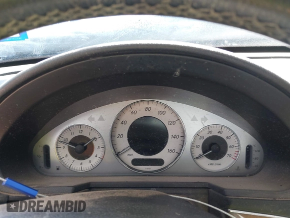 2007 Mercedes-Benz E 350 z VIN WDBUF56X37B105789, wystawiony jako IAAI lot #42010158 z przebiegiem Nie podano mil oraz . Historia ofert i sprzedaży dostępna na DreamBid. Obrazek 7.