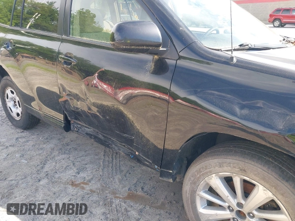 2008 Toyota Highlander z VIN JTEES41AX82096116, wystawiony jako IAAI lot #42409377 z przebiegiem 235 290 mil mil oraz . Historia ofert i sprzedaży dostępna na DreamBid. Obrazek 6.