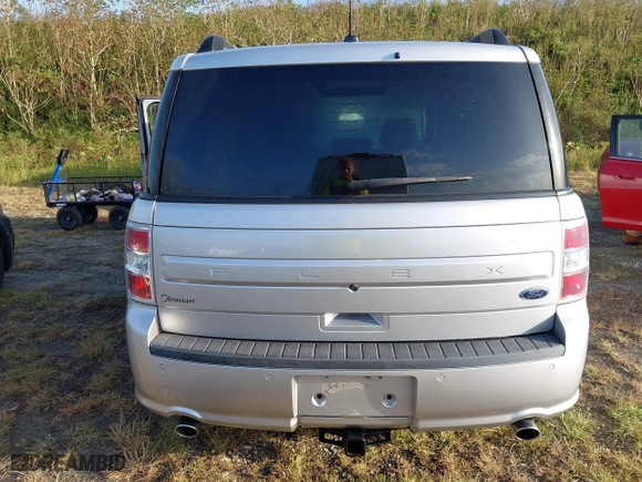 2019 Ford Flex SE with VIN 2FMGK5B88KBA24133, listed as a IAAI auction lot 40541432 with 1 mi miles. Bid and sale history available at carsss.com. Image 6.
