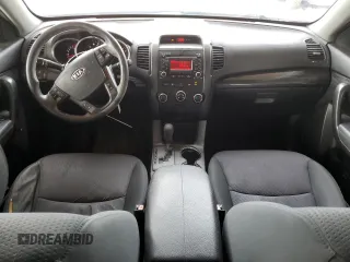 2012 Kia Sorento LX with VIN 5XYKT3A11CG204037, listed as a Copart auction lot 49631965 with 247,649 mi miles and Salvage Title. Bid and sale history available at DreamBid. Image 8.
