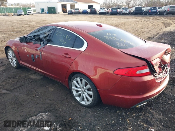 2010 Jaguar XF Premium Luxury with VIN SAJWA0GB3ALR55116, listed as a IAAI auction lot 41667230 with 999,999 mi miles. Bid and sale history available at carsss.com. Image 3.