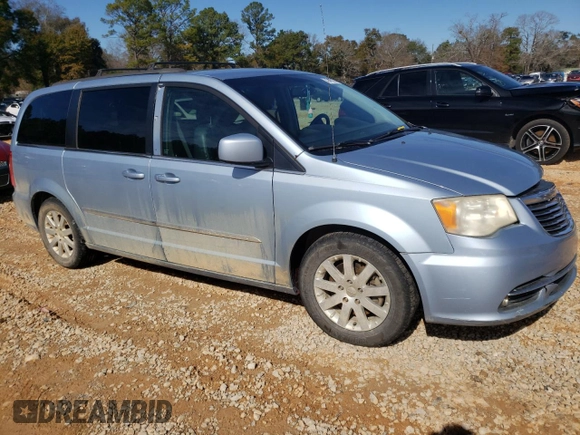 2013 Chrysler Town & Country Touring with VIN 2C4RC1BG8DR754788, listed as a Copart auction lot 51446875 with 234,247 mi miles and Salvage Title. Bid and sale history available at carsss.com. Image 4.