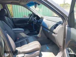 2007 Honda Pilot EX-L z VIN 5FNYF18527B005414, wystawiony jako IAAI lot #42445482 z przebiegiem 210 306 mil mil oraz . Historia ofert i sprzedaży dostępna na DreamBid. Obrazek 5.