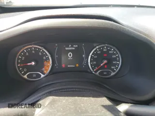 2018 Jeep Renegade Latitude with VIN ZACCJABBXJPJ51287, listed as a Copart auction lot 52385515 with 85,346 mi miles and Salvage Title. Bid and sale history available at DreamBid. Image 9.