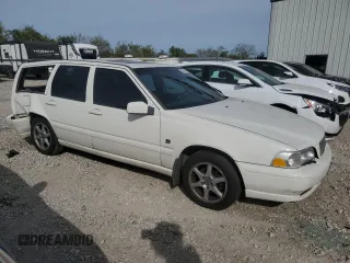 2000 Volvo V70 with VIN YV1LW61J5Y2731717, listed as a Copart auction lot 73036744 with 0 mi miles and Salvage Title. Bid and sale history available at carsss.com. Image 4.