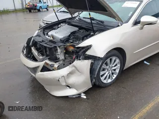 2014 Lexus ES 350 with VIN JTHBK1GG7E2105544, listed as a IAAI auction lot 41731416 with 101,483 mi miles. Bid and sale history available at carsss.com. Image 6.