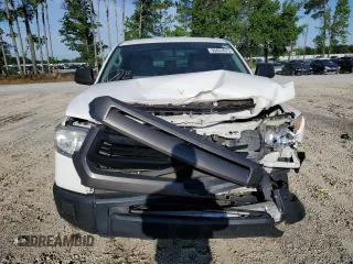2016 Toyota Tundra SR z VIN 5TFRM5F15GX104090, wystawiony jako Copart lot #55453575 z przebiegiem 105 821 mil mil oraz Szkoda całkowita • Salvage title. Historia ofert i sprzedaży dostępna na DreamBid. Obrazek 5.