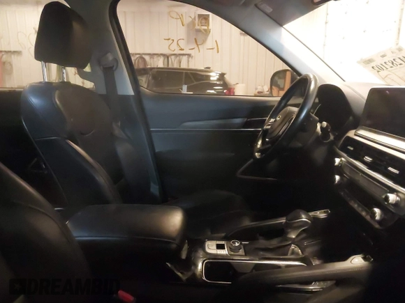 2021 Kia Telluride EX with VIN 5XYP3DHC4MG116989, listed as a IAAI auction lot 41282102 with 58,460 mi miles and . Bid and sale history available at DreamBid. Image 5.