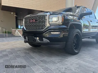 2017 GMC Sierra 1500 Denali with VIN 3GTU2PEJ8HG276956, listed as a Copart auction lot 55885675 with 173,455 mi miles and Clean Title. Bid and sale history available at DreamBid. Image 2.