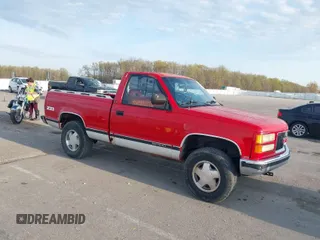 1992 GMC Sierra 1500 with VIN 1GTEK14K6NZ537976, listed as a IAAI auction lot 42036294 with 213,133 mi miles and . Bid and sale history available at DreamBid. Image 1.