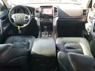 2013 Toyota Land Cruiser with VIN JTMHY7AJ5D4013885, listed as a Copart auction lot 46133455 with 289,992 mi miles and Clean Title. Bid and sale history available at carsss.com. Image 8.
