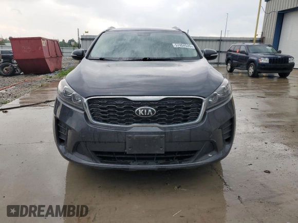 2019 Kia Sorento LX z VIN 5XYPG4A34KG534173, wystawiony jako Copart lot #57404535 z przebiegiem 112 688 mil mil oraz Szkoda całkowita • Salvage title. Historia ofert i sprzedaży dostępna na DreamBid. Obrazek 5.