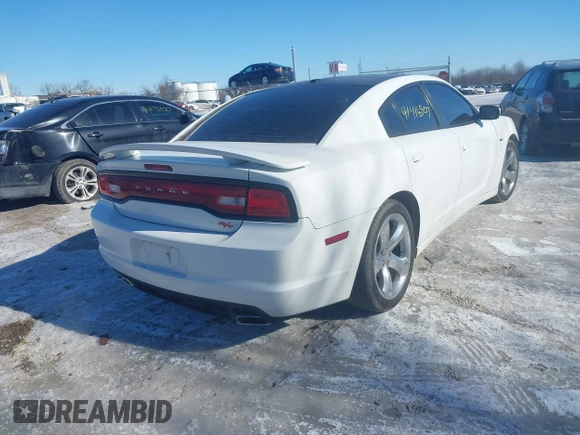 2013 Dodge Charger RT with VIN 2C3CDXCT6DH682260, listed as a IAAI auction lot 41416907 with 110,056 mi miles. Bid and sale history available at carsss.com. Image 4.