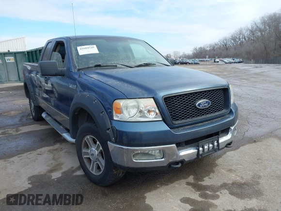 2005 Ford F-150 XLT with VIN 1FTPX14555FA52444, listed as a IAAI auction lot 41604545 with 209,297 mi miles. Bid and sale history available at carsss.com. Image 1.