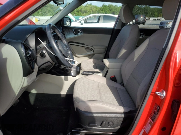 2020 Kia Soul EX with VIN KNDJ33AU2L7008532, listed as a Copart auction lot 54302775 with 40,033 mi miles and Salvage Title. Bid and sale history available at carsss.com. Image 7.