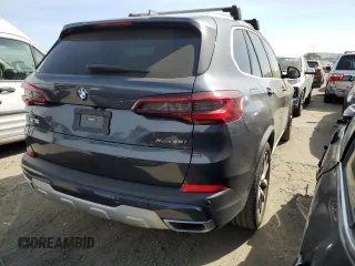 2021 BMW X5 xDrive40i with VIN 5UXCR6C00M9E73613, listed as a Copart auction lot 47495273 with 23,692 mi miles. Bid and sale history available at carsss.com. Image 3.