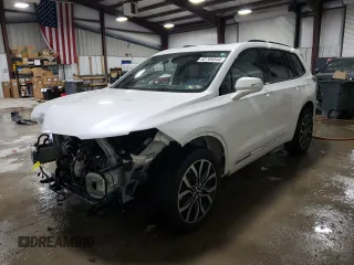 2021 Cadillac XT6 Sport z VIN 1GYKPGRSXMZ156673, wystawiony jako Copart lot #82769344 z przebiegiem 44 984 mil mil oraz Szkoda całkowita • Salvage title. Historia ofert i sprzedaży dostępna na DreamBid. Obrazek 1.