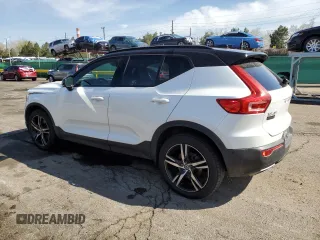 2019 Volvo XC40 Momentum с VIN YV4162XZ8K2006393, выставлен на аукционе Copart как лот 53509605 с пробегом 81 946 миль миль и Списание • Salvage title. История ставок и продаж доступна на DreamBid. Изображение 2.