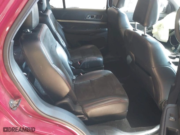 2019 Ford Explorer XLT with VIN 1FM5K7D84KGA27717, listed as a IAAI auction lot 41281945 with 134,956 mi miles. Bid and sale history available at carsss.com. Image 8.