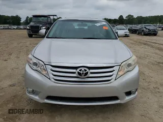 2012 Toyota Avalon z VIN 4T1BK3DBXCU454457, wystawiony jako Copart lot #57153835 z przebiegiem 128 064 mil mil oraz Szkoda całkowita • Salvage title. Historia ofert i sprzedaży dostępna na DreamBid. Obrazek 5.