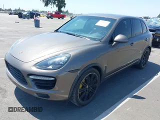 2012 Porsche Cayenne Turbo with VIN WP1AC2A21CLA82667, listed as a IAAI auction lot 42383728 with 133,134 mi miles and . Bid and sale history available at DreamBid. Image 17.