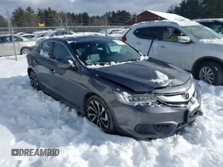2018 Acura ILX Special Edition with VIN 19UDE2F43JA001987, listed as a IAAI auction lot 41538120 with 68,507 mi miles. Bid and sale history available at carsss.com. Image 1.