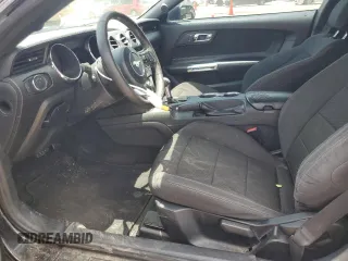 2016 Ford Mustang V6 z VIN 1FA6P8AM0G5228315, wystawiony jako Copart lot #62319095 z przebiegiem 146 673 mil mil oraz Szkoda całkowita • Salvage title. Historia ofert i sprzedaży dostępna na DreamBid. Obrazek 7.