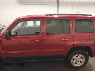 2016 Jeep Patriot Sport with VIN 1C4NJRBB0GD782440, listed as a IAAI auction lot 41311967 with 160,131 mi miles and . Bid and sale history available at carsss.com. Image 14.