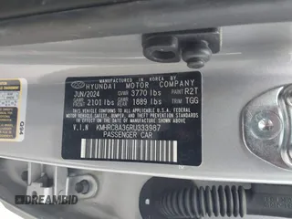 2024 Hyundai Venue SEL z VIN KMHRC8A36RU333987, wystawiony jako IAAI lot #41710436 z przebiegiem 7 701 mil mil oraz . Historia ofert i sprzedaży dostępna na DreamBid. Obrazek 9.