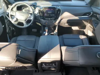 2023 Chevrolet Traverse RS with VIN 1GNERJKW5PJ280013, listed as a Copart auction lot 42718935 with 31,488 mi miles and Salvage Title. Bid and sale history available at carsss.com. Image 8.