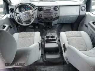 2016 Ford F-250 Lariat with VIN 1FT7W2B62GEC37984, listed as a Copart auction lot 61160875 with 117,284 mi miles and Salvage title. Bid and sale history available at DreamBid. Image 8.