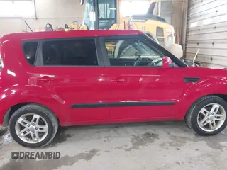 2011 Kia Soul + with VIN KNDJT2A23B7329051, listed as a IAAI auction lot 41963566 with 146,063 mi miles. Bid and sale history available at carsss.com. Image 13.
