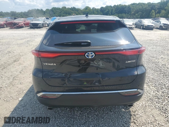 2024 Toyota Venza LE with VIN JTEAAAAH4RJ173020, listed as a Copart auction lot 69901484 with 10,222 mi miles and Salvage Title. Bid and sale history available at carsss.com. Image 6.