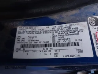 2019 Ford Fiesta SE z VIN 3FADP4BJXKM118427, wystawiony jako IAAI lot #41643927 z przebiegiem 109 617 mil mil oraz . Historia ofert i sprzedaży dostępna na DreamBid. Obrazek 9.
